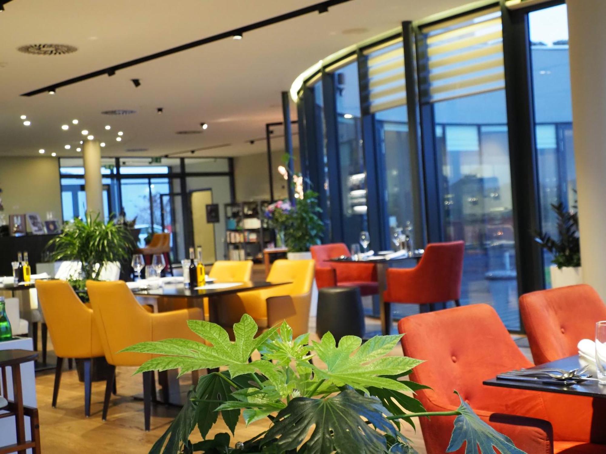 Mg Restaurace/Luxury Apartments Mladá Boleslav Exterior photo