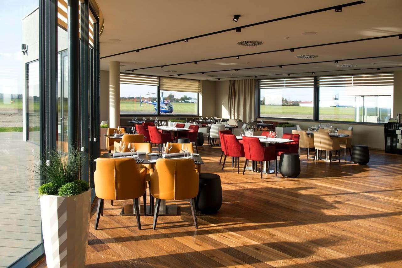 Mg Restaurace/Luxury Apartments Mladá Boleslav Exterior photo